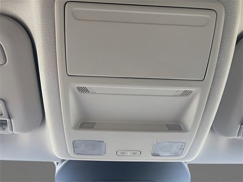 Used 2023 Ford Escape Platinum image 28