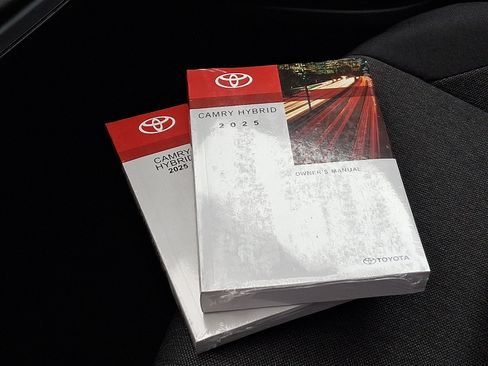 Certified 2025 Toyota Camry LE image 25