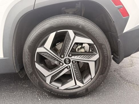 Used 2023 Hyundai Tucson SEL w/ Convenience Package FWD image 4