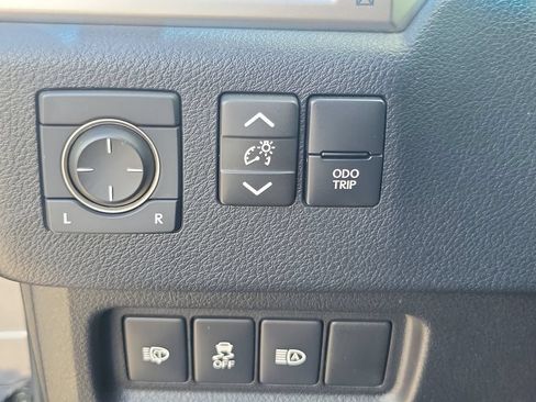 Used 2020 Lexus GX 460 Premium AWD/4WD image 24