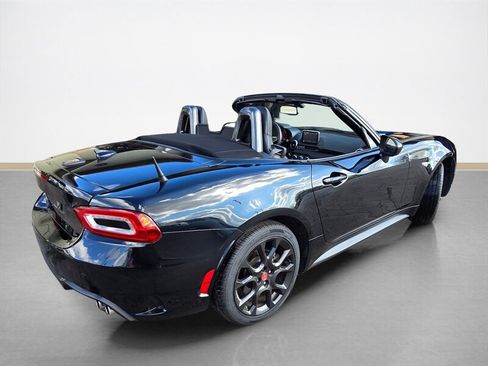 Used 2020 FIAT 124 Spider Abarth w/ Convenience Group image 4