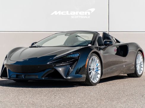 New 2026 McLaren Artura Spider RWD image 3