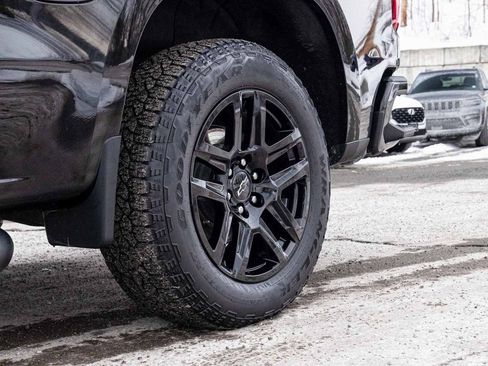 Used 2023 Chevrolet Silverado 1500 RST image 8