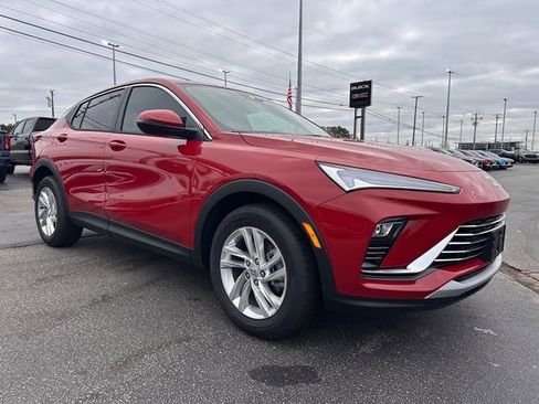 New 2026 Buick Envista Preferred image 2