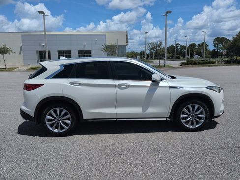 Used 2021 INFINITI QX50 Luxe FWD image 4