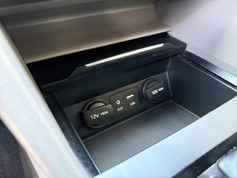 Used 2017 Hyundai Elantra SE FWD image 15