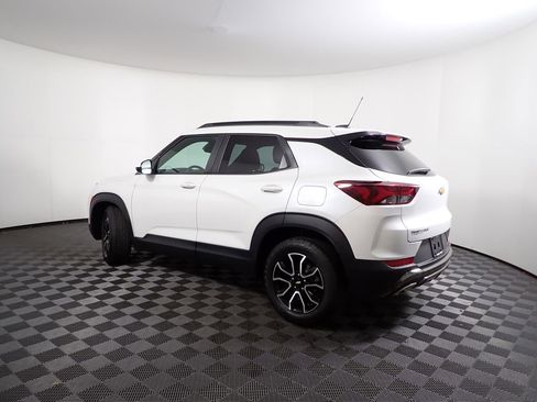 Used 2023 Chevrolet TrailBlazer ACTIV w/ Sun and Liftgate Package image 12