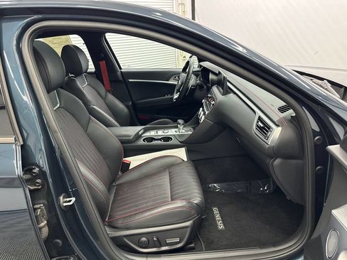 Used 2023 Genesis G70 2.0T w/ Sport Prestige Package RWD image 15