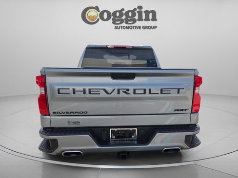 Used 2024 Chevrolet Silverado 1500 RST w/ Convenience Package II AWD/4WD image 4
