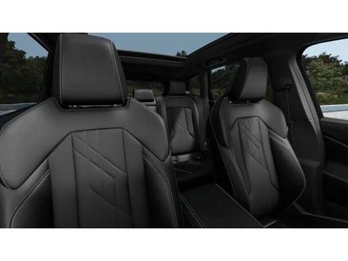 New 2026 BMW X3 xDrive30i w/ Premium Package AWD/4WD image 11