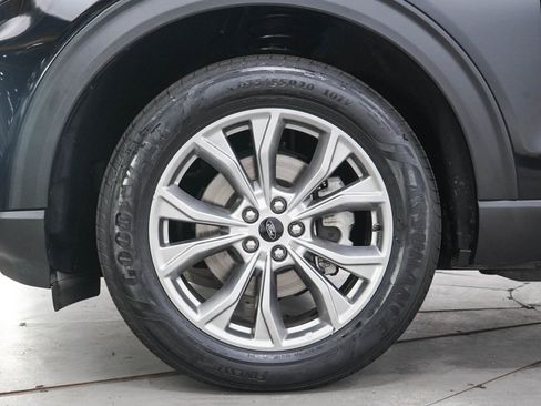Used 2023 Ford Explorer Limited AWD/4WD image 31