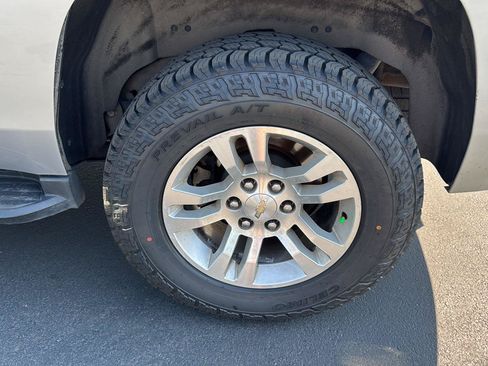 Used 2018 Chevrolet Tahoe LT AWD/4WD image 14