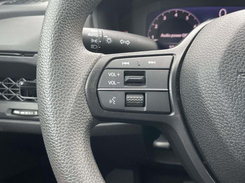 Used 2024 Honda Accord LX image 18