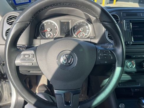 Used 2017 Volkswagen Tiguan Wolfsburg Edition image 11