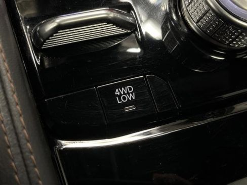 Used 2024 Jeep Grand Cherokee L Summit image 25