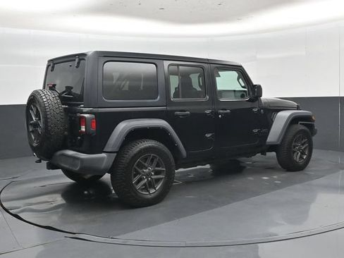 Used 2024 Jeep Wrangler Unlimited Sport AWD/4WD image 28
