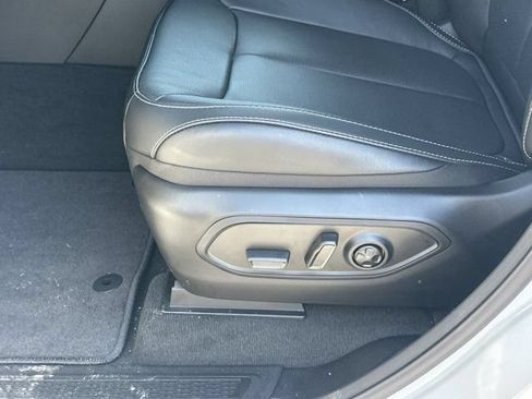 New 2026 Jeep Grand Cherokee Limited AWD/4WD image 10