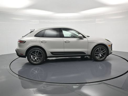 New 2026 Porsche Macan AWD/4WD image 33