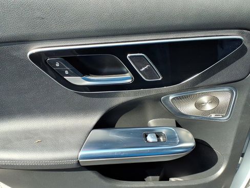 Used 2022 Mercedes-Benz C 300 C 300 image 18