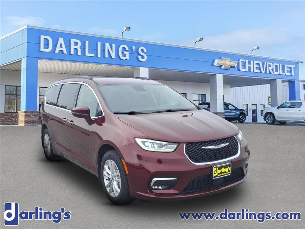 Used 2021 Chrysler Pacifica Touring w/ Cold Weather Group AWD/4WD image 3