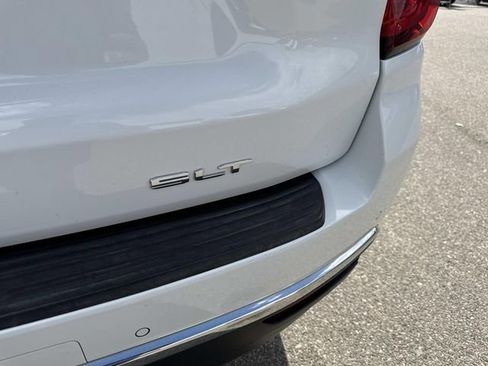 Used 2021 GMC Yukon SLT image 9