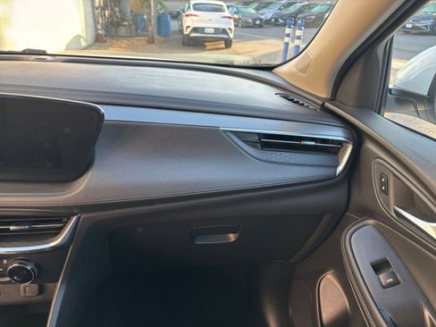 Used 2025 Buick Encore GX Preferred image 35