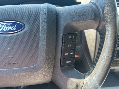 Used 2011 Ford Escape XLT AWD/4WD image 21