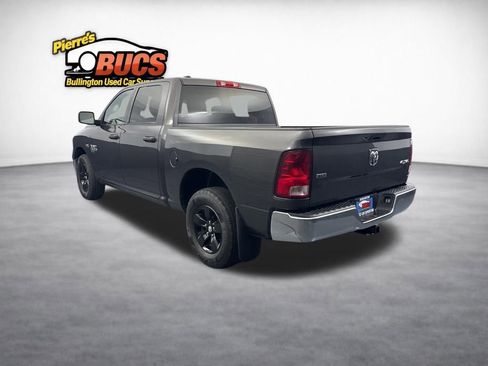 Used 2023 RAM 1500 Classic SLT w/ Protection Group AWD/4WD image 3