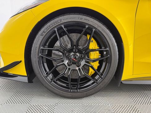 Used 2025 Chevrolet Corvette Z06 w/ Z07 Performance Package image 11