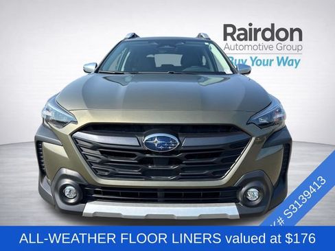 Used 2025 Subaru Outback Touring XT AWD/4WD image 2