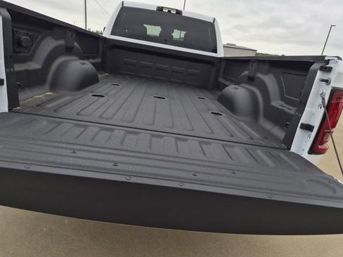 New 2026 RAM 3500 Lone Star AWD/4WD image 9