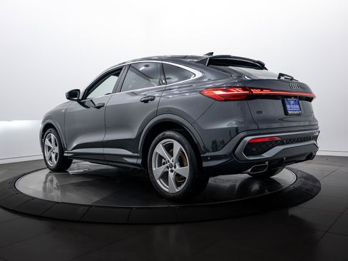 New 2025 Audi Q5 Prestige image 5