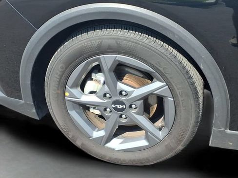Used 2025 Kia K4 FWD image 18
