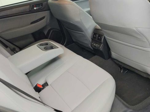 Used 2019 Subaru Outback 2.5i Limited AWD/4WD image 26