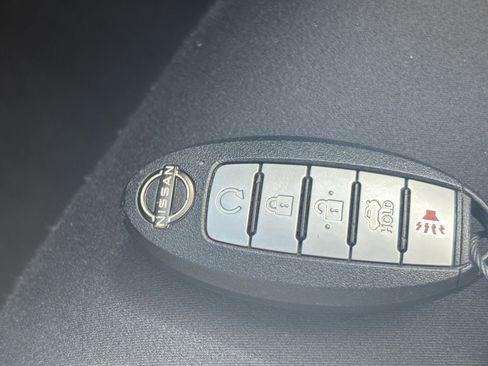 Used 2025 Nissan Altima 2.5 SV FWD image 20