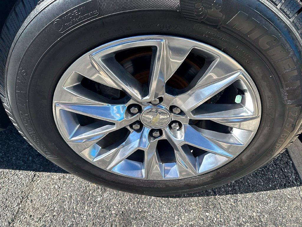 Used 2021 Chevrolet Tahoe Premier AWD/4WD image 24