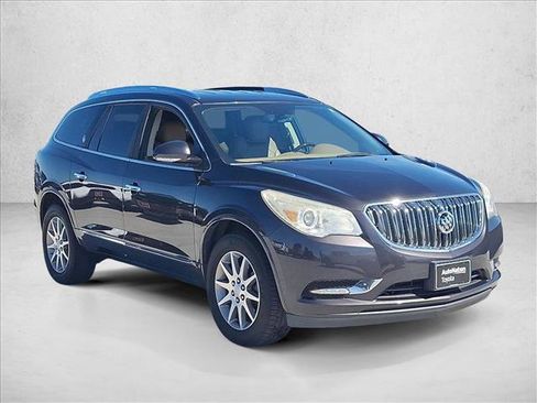 Used 2016 Buick Enclave Leather image 3