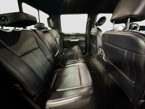 Used 2019 Ford F150 Lariat w/ Equipment Group 502A Luxury AWD/4WD image 24