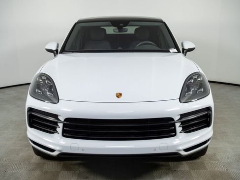 Used 2021 Porsche Cayenne Coupe image 36