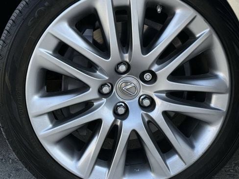 Used 2017 Lexus LS 460 460 w/ Comfort Package image 9