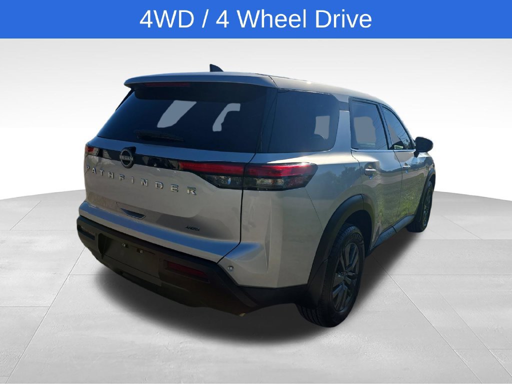 Used 2023 Nissan Pathfinder S AWD/4WD image 6