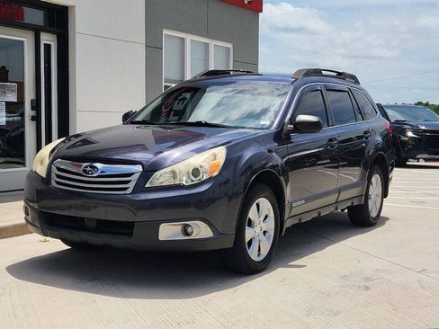 Used 2011 Subaru Outback 2.5i Premium AWD/4WD image 26
