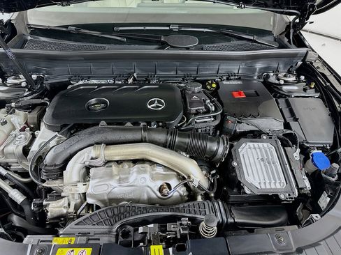 New 2026 Mercedes-Benz GLB 250 4MATIC image 32