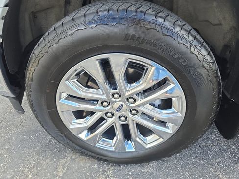 Used 2024 Ford F150 Lariat w/ Tow/Haul Package AWD/4WD image 32