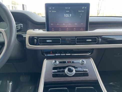 Certified 2023 Lincoln Aviator Reserve w/ Elements Package Plus AWD/4WD image 31