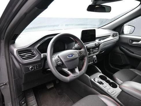 Used 2025 Ford Escape ST-Line AWD/4WD image 18