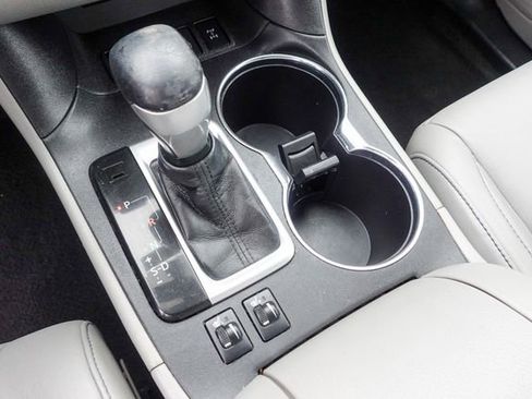 Used 2015 Toyota Highlander XLE image 21