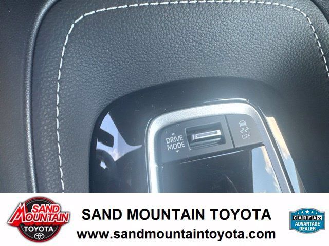 Used 2026 Toyota Corolla SE FWD image 20