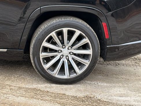 Used 2022 Jeep Grand Wagoneer Series II image 12