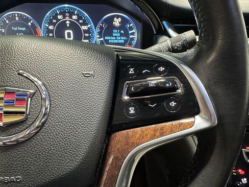 Used 2013 Cadillac XTS Premium image 33